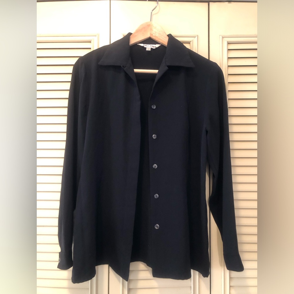 Black Blouse in excellent condition
